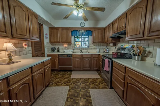 $740,000 | 11289 Southwest 85th Avenue, Starke, FL 32091