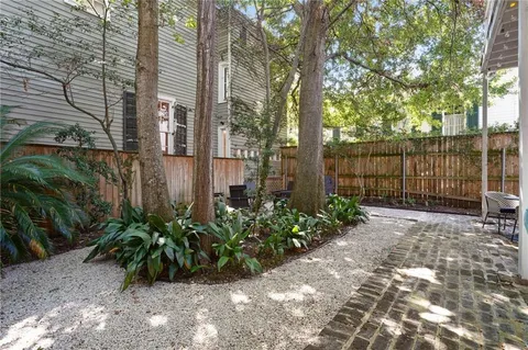 $312,900 | 2906 Prytania Street, Unit 204, New Orleans, LA 70115