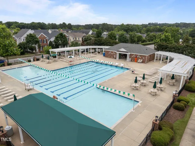 $800,000 | 1600 Gathering Park Circle, Unit 201, Cary, NC 27519