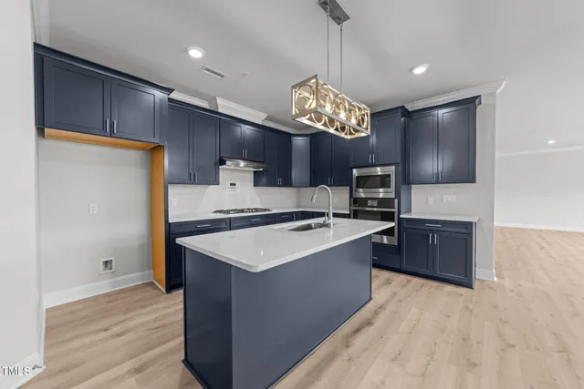 $800,000 | 1600 Gathering Park Circle, Unit 201, Cary, NC 27519