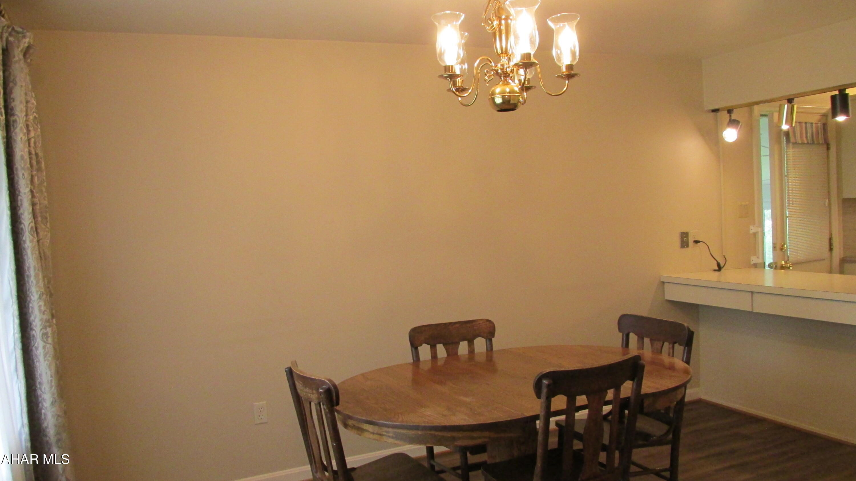 100 Lyndale Road Altoona, PA 16602 - Photo 22 of 46 IMG_5033