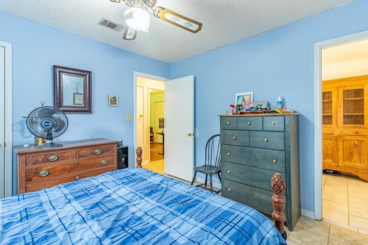 3075 Holley Point Road Navarre, FL 32566 - Photo 12 of 24 Gallery Image 12