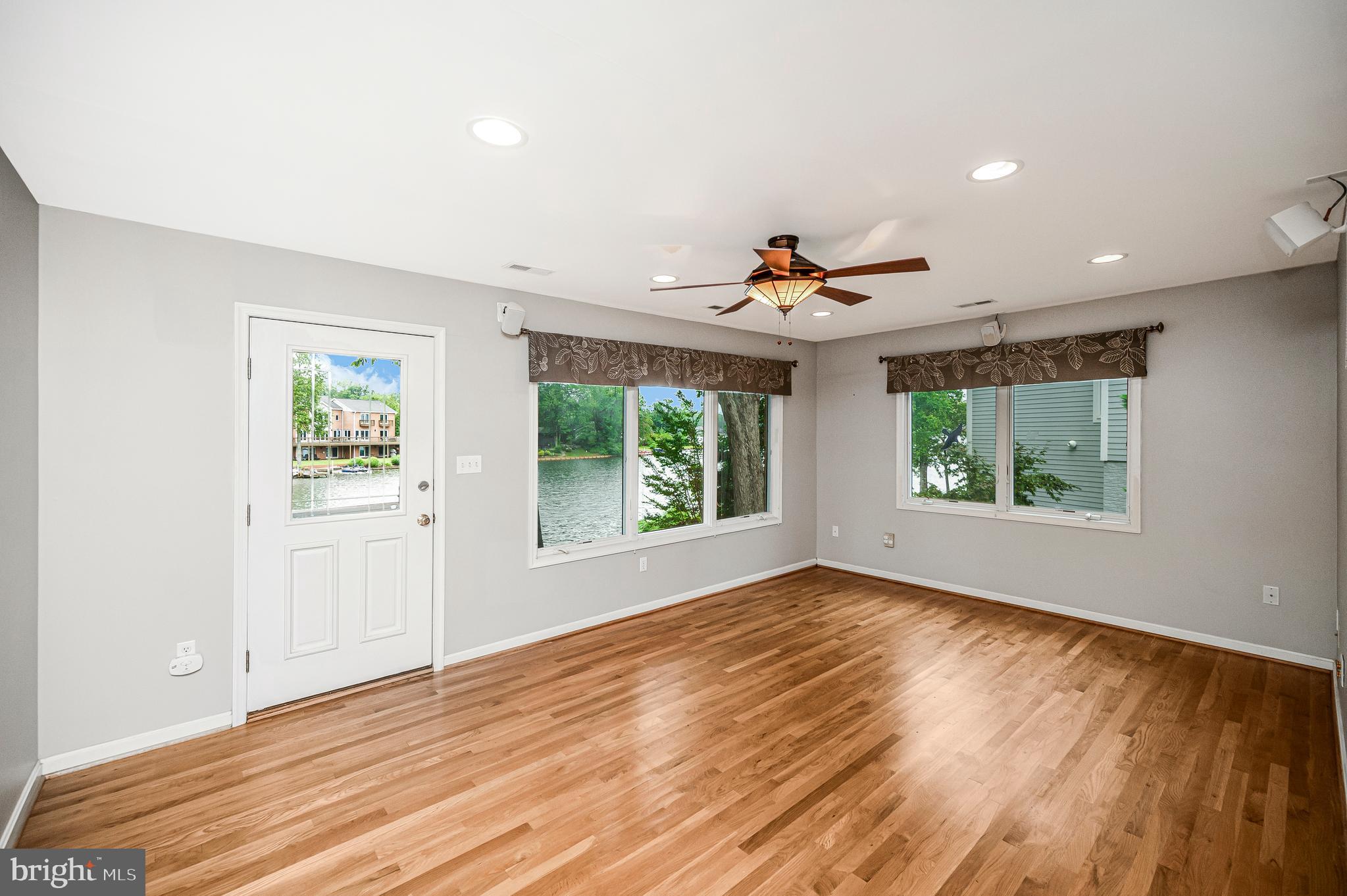 314 Birchside Circle Locust Grove, VA 22508 - Photo 13 of 59 Family room with deck access