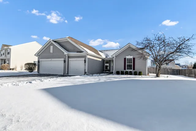 $439,900 | 6711 Glenmoor Court, McHenry, IL 60050