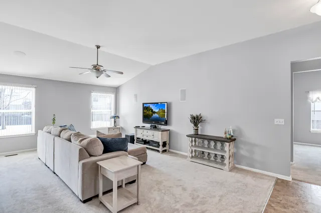 $439,900 | 6711 Glenmoor Court, McHenry, IL 60050