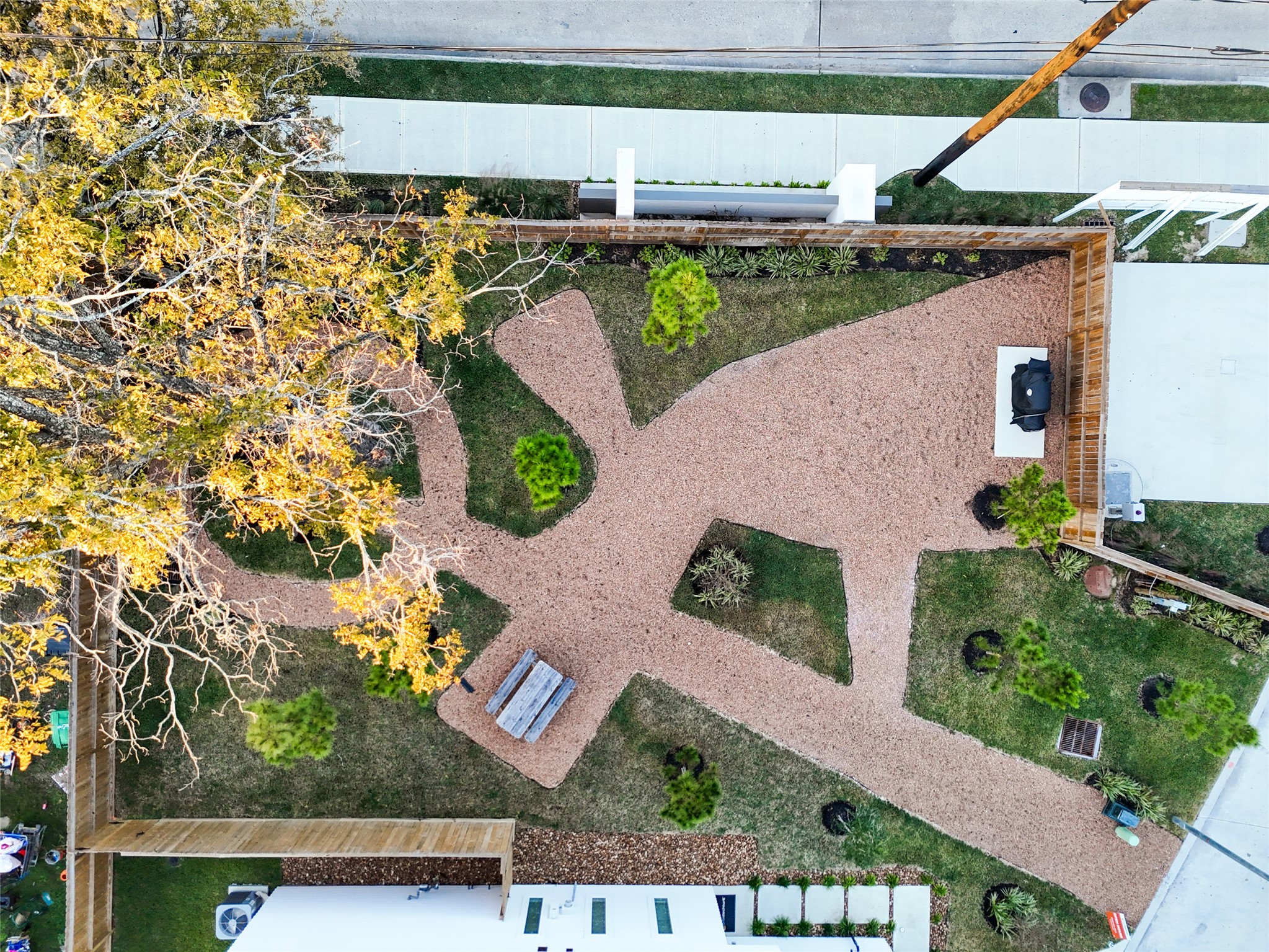 7607 Victory Reserve Street Houston, TX 77088 - Photo 45 of 50 an aerial view of a house with a yard