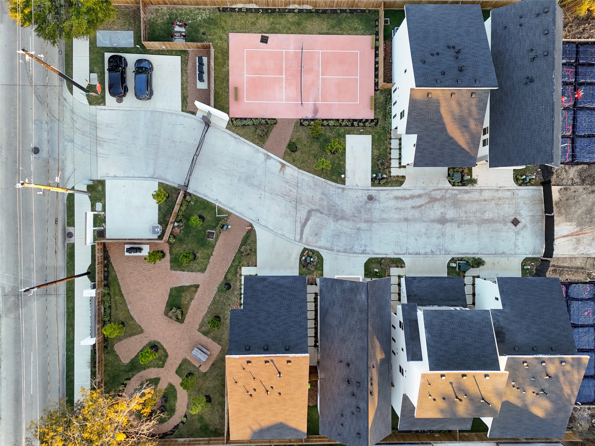 7607 Victory Reserve Street Houston, TX 77088 - Photo 50 of 50 an aerial view of residential houses with outdoor space