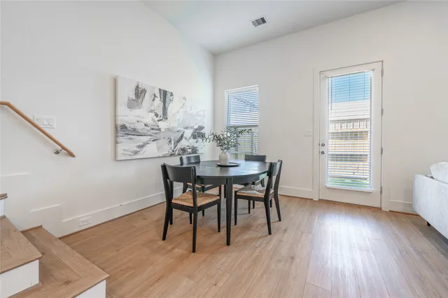 $2,500 | 7607 Victory Reserve Street, Houston, TX 77088