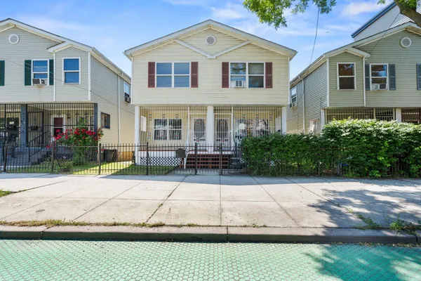 $3,000 | 466 Pacific Avenue, Jersey City, NJ 07304