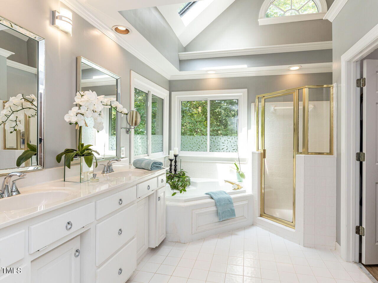 5032 Salem Ridge Road Holly Springs, NC 27540 - Photo 15 of 52 025-1280x960-master-bathroom