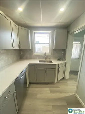 $1,800 | 1015 Lehigh Street, Unit 1, Allentown, PA 18103