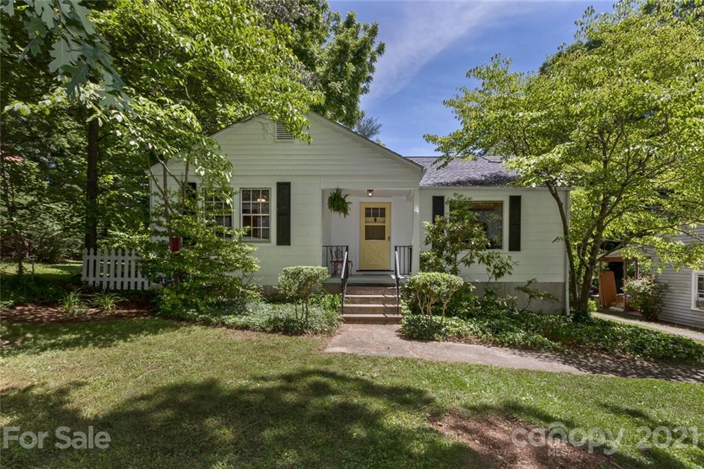 117 Kingsgate Road Asheville, NC 28805 - Photo 2 of 37 Gallery Image 2