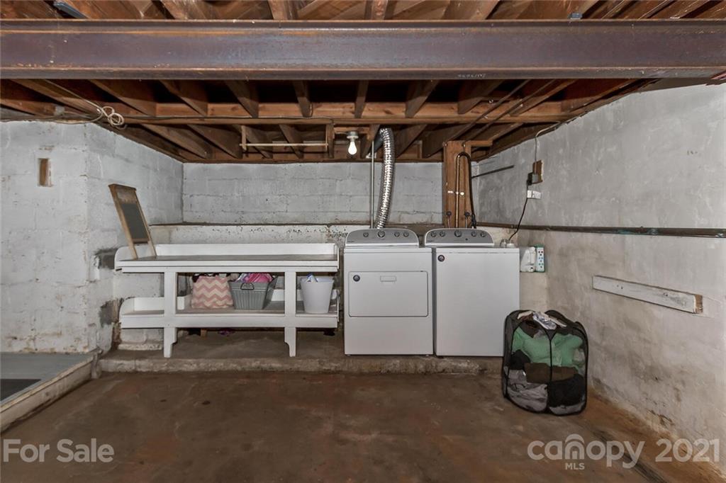 117 Kingsgate Road Asheville, NC 28805 - Photo 35 of 37 Gallery Image 35