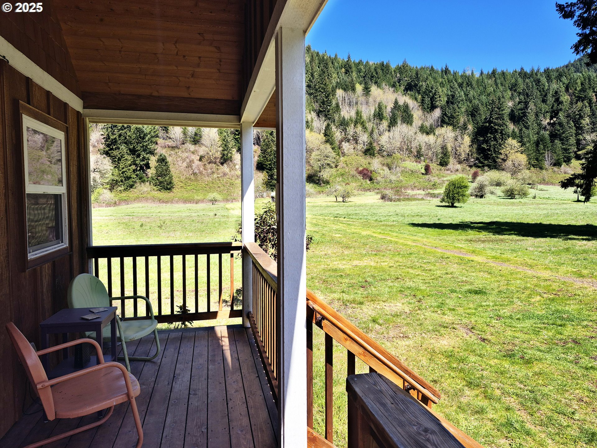 38305 Lower Brice Creek Road Dorena, OR 97434 - Photo 5 of 40 a view of a ocean from a balcony