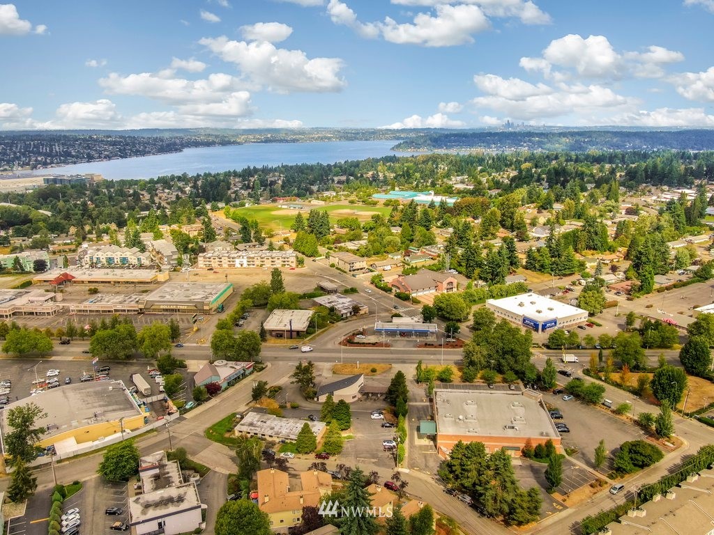 3101 Northeast 11th Place Renton, WA 98056 - Photo 24 of 24 Gallery Image 24