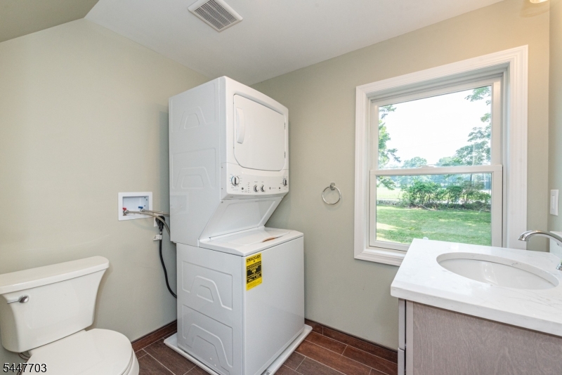 77 River Road Montville, NJ 07045 - Photo 10 of 20 Gallery Image 10