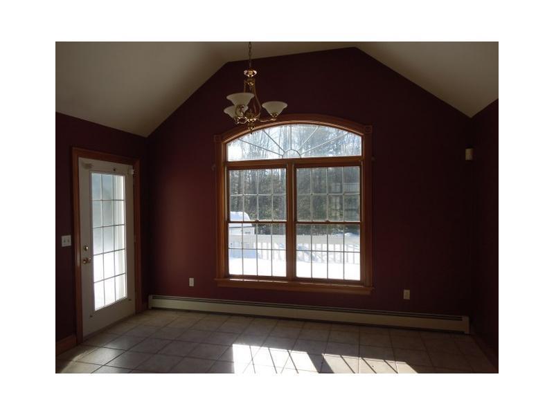 330 Holmes Road Scarborough, ME 04074 - Photo 10 of 20 Other. dinind area