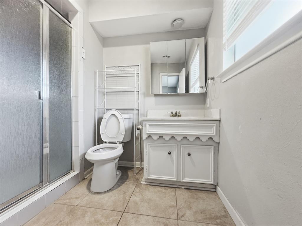 1718 South Story Road Irving, TX 75060 - Photo 17 of 24