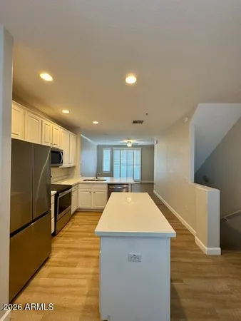 $399,500 | 4465 East Paradise Village Parkway South, Unit 1136, Phoenix, AZ 85032