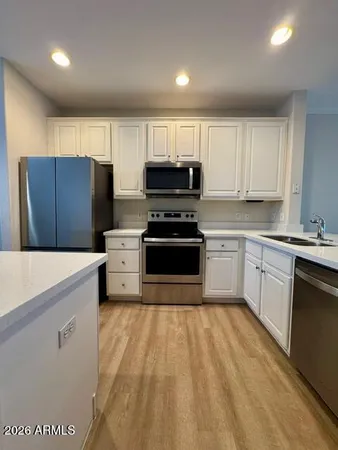 $399,500 | 4465 East Paradise Village Parkway South, Unit 1136, Phoenix, AZ 85032