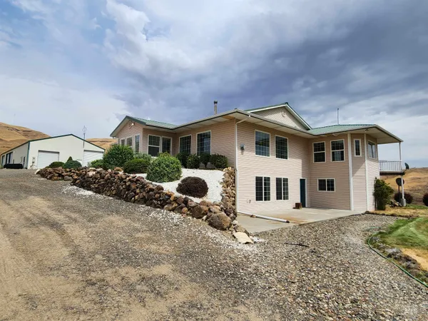 $1,299,999 | 2871 Hwy 12 Clarkston Wa 99403, Clarkston, WA 99403