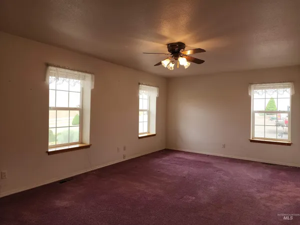 $1,299,999 | 2871 Hwy 12 Clarkston Wa 99403, Clarkston, WA 99403