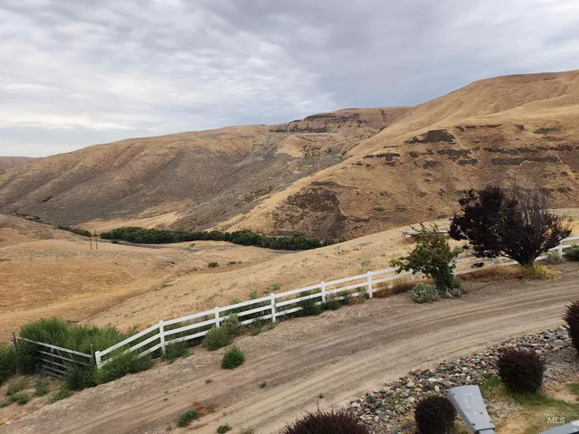 $1,299,999 | 2871 Hwy 12 Clarkston Wa 99403, Clarkston, WA 99403