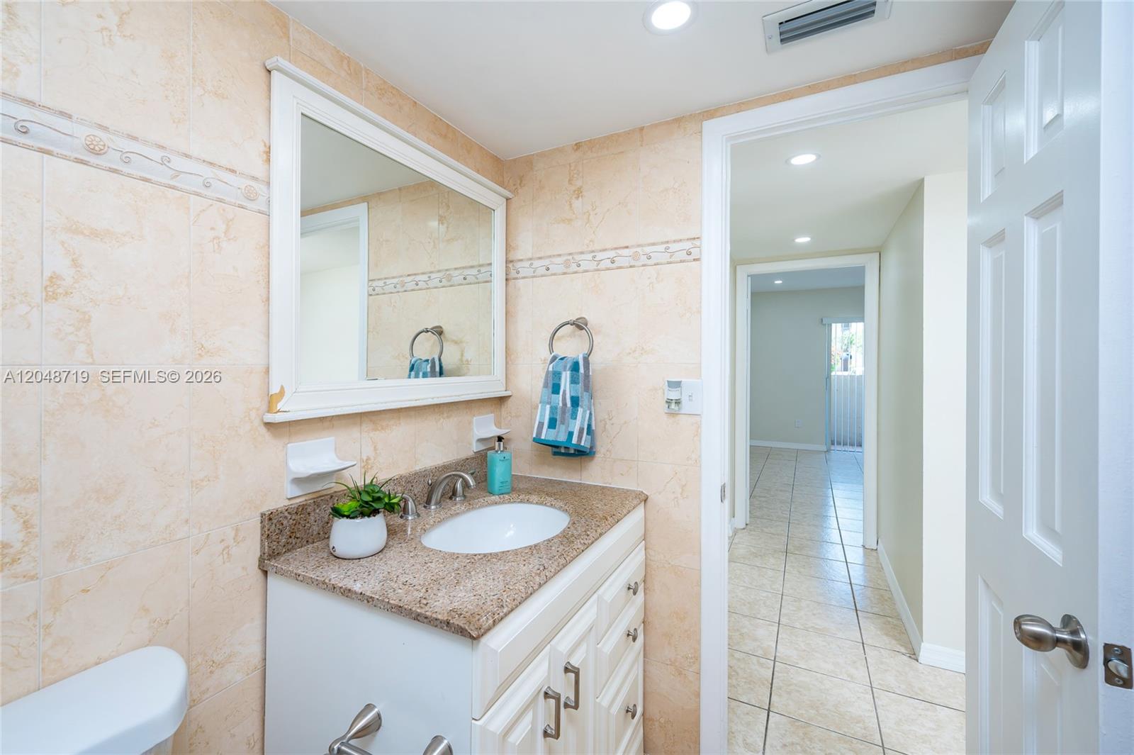 7705 Southwest 86th Street, Unit B114 Miami, FL 33143 - Photo 26 of 34