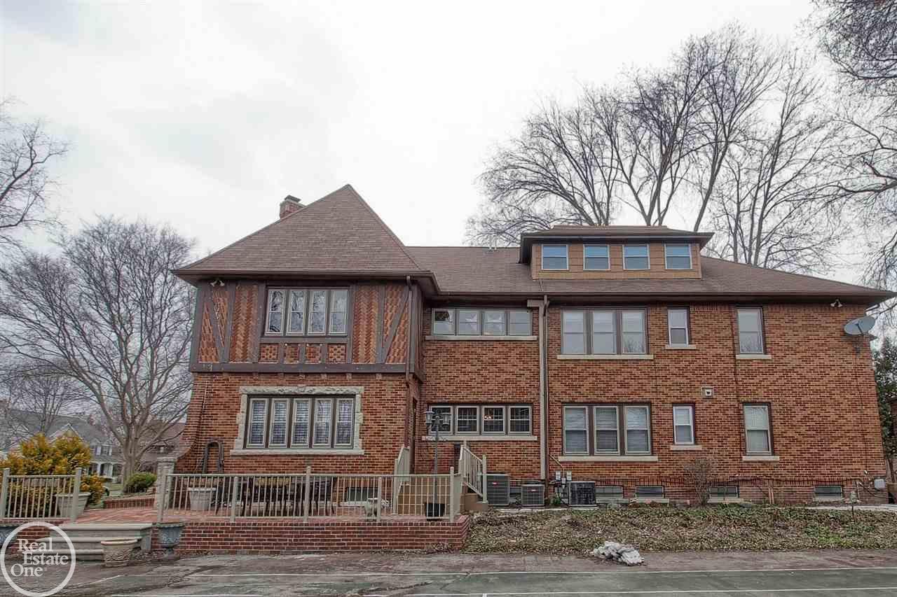 832 Trombley Road Grosse Pointe Park, MI 48230 - Photo 3 of 52