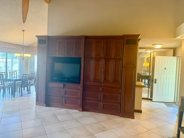 $1,200,000 | 232 East River Park Drive, Jupiter, FL 33477