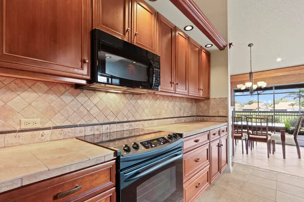 $1,200,000 | 232 East River Park Drive, Jupiter, FL 33477