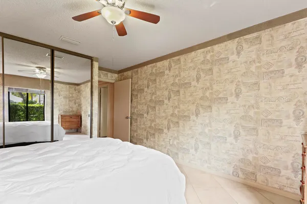 $1,200,000 | 232 East River Park Drive, Jupiter, FL 33477