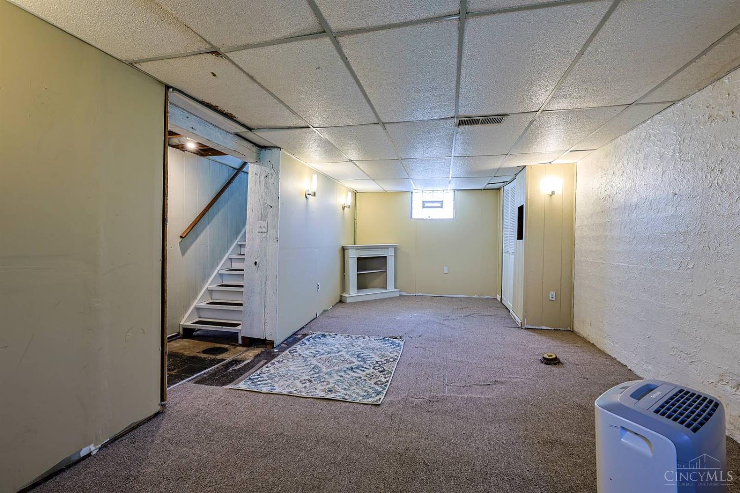 6648 Foster Avenue Cincinnati, OH 45230 - Photo 25 of 42