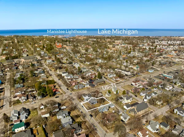 $115,000 | 314 5th Street, Manistee, MI 49660