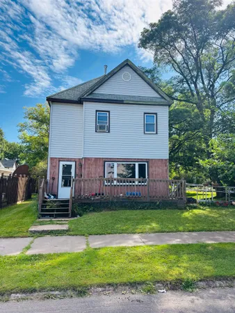 $175,000 | 1922 Iowa Avenue, Superior, WI 54880