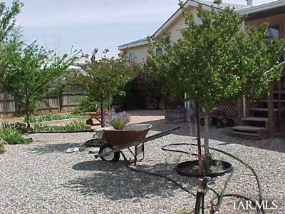 406 North Warren Road Benson, AZ 85602 - Photo 5 of 9 Gallery Image 5