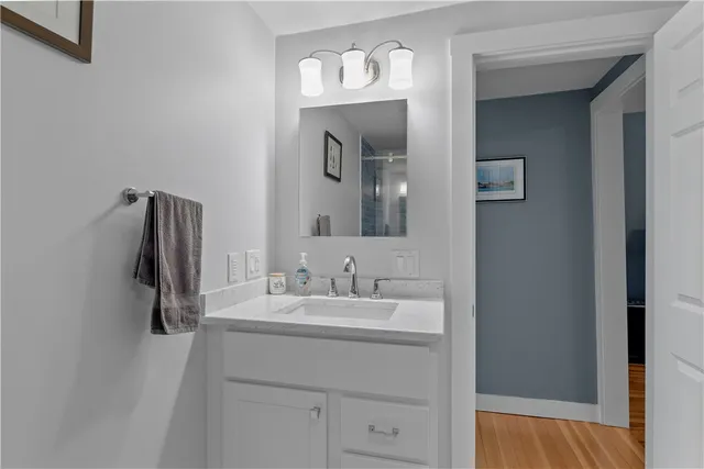 $2,150 | 44 Bliss Mine Road, Unit 8, Middletown, RI 02842