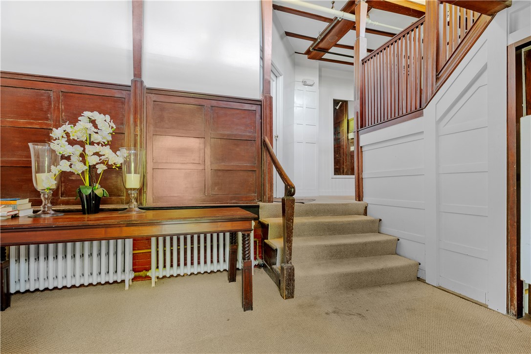 44 Bliss Mine Road, Unit 8 Middletown, RI 02842 - Photo 3 of 25 Building Lobby