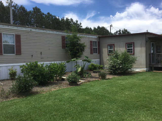 21911 Hubbard Road Robertsdale, AL 36567 - Photo 2 of 17