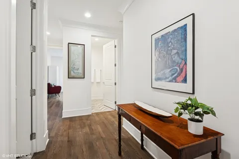 $915,000 | 5748 North Hermitage Avenue, Unit 102, Chicago, IL 60660