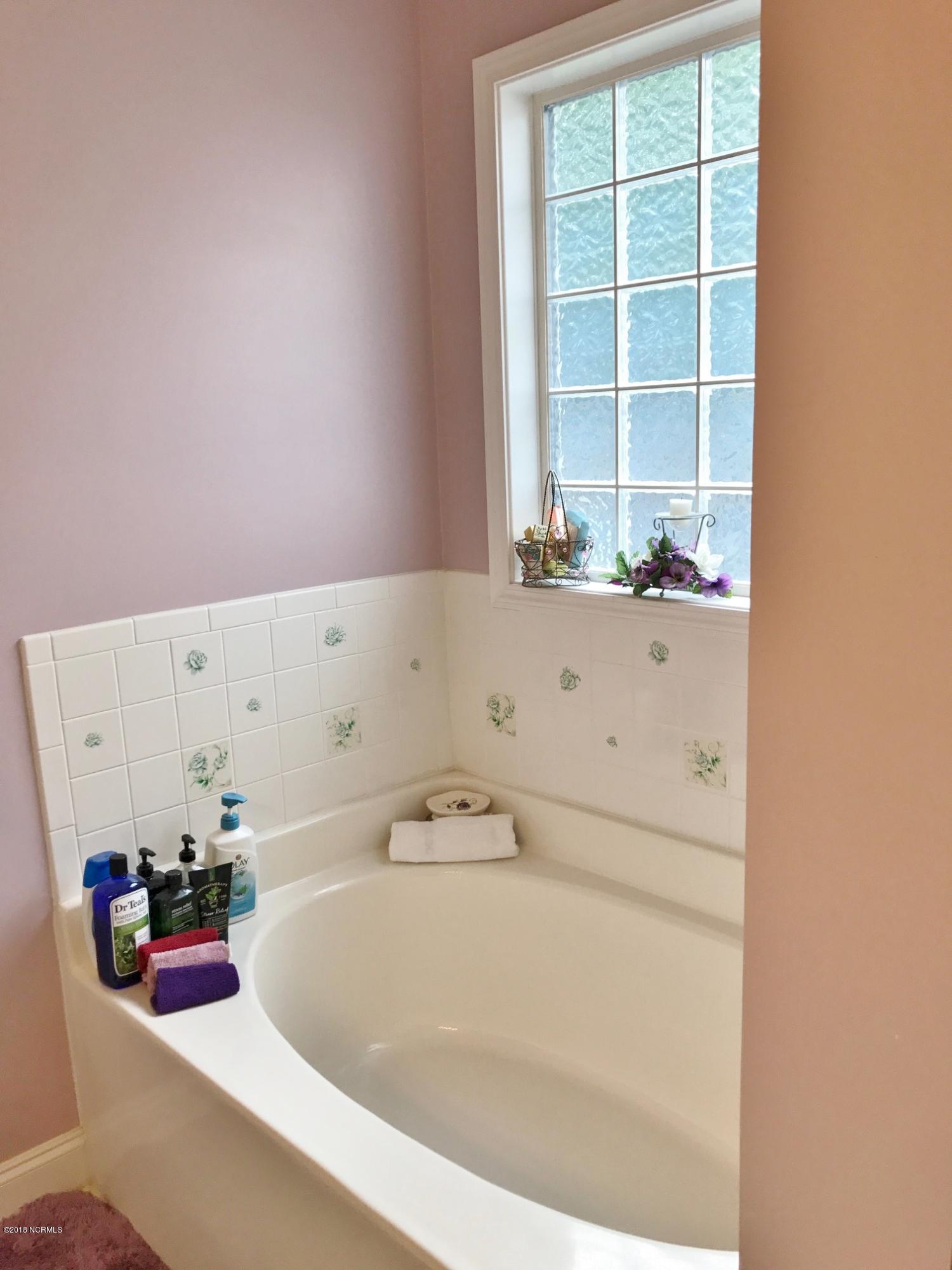 5137 Long Pointe Road Wilmington, NC 28409 - Photo 20 of 34 IMG_2555