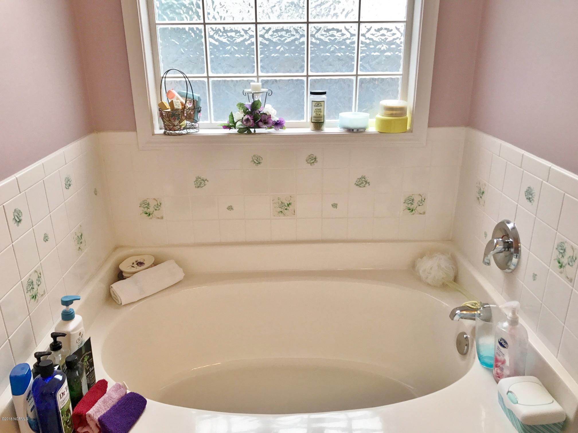 5137 Long Pointe Road Wilmington, NC 28409 - Photo 22 of 34 IMG_2558