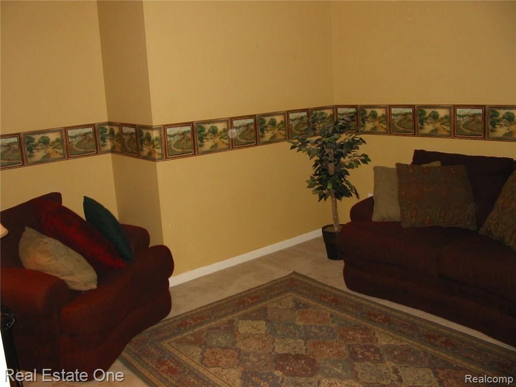 6765 Poppleton Road Canton, MI 48187 - Photo 9 of 99 IMG_5203.JPG