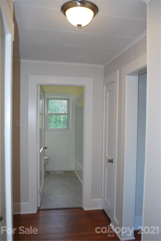 508 North Canton Road Canton, NC 28716 - Photo 22 of 32