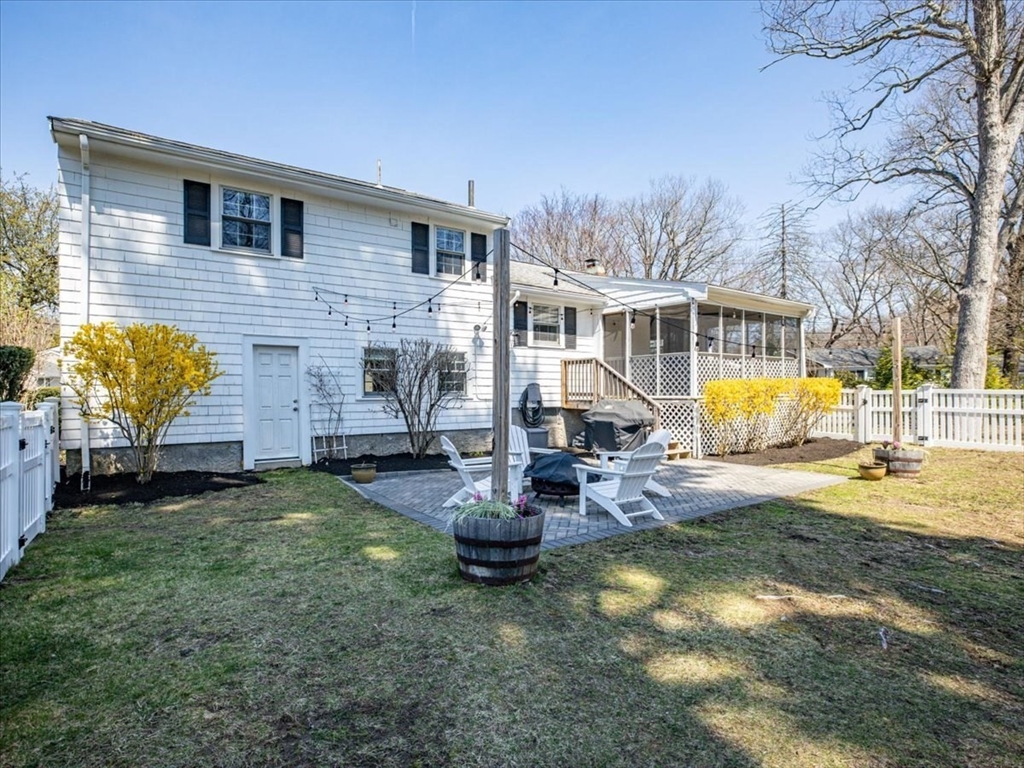 137 Robert Road Dedham, MA 02026 - Photo 34 of 42