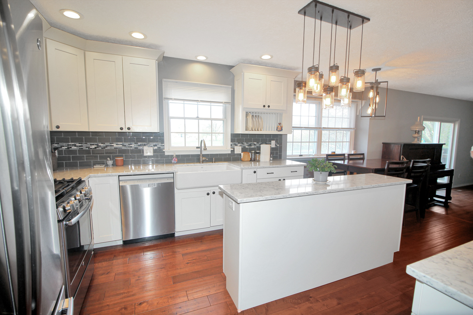 610 Old Farm Road Bloomington, IL 61704 - Photo 6 of 44