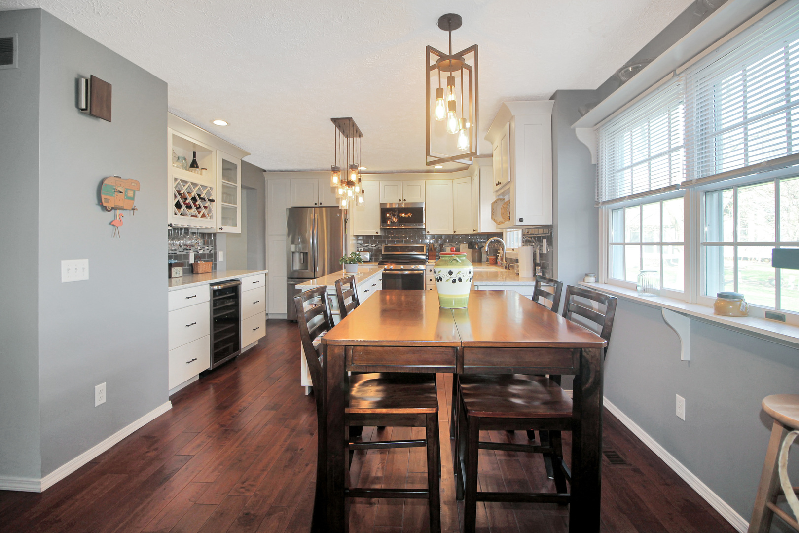 610 Old Farm Road Bloomington, IL 61704 - Photo 8 of 44