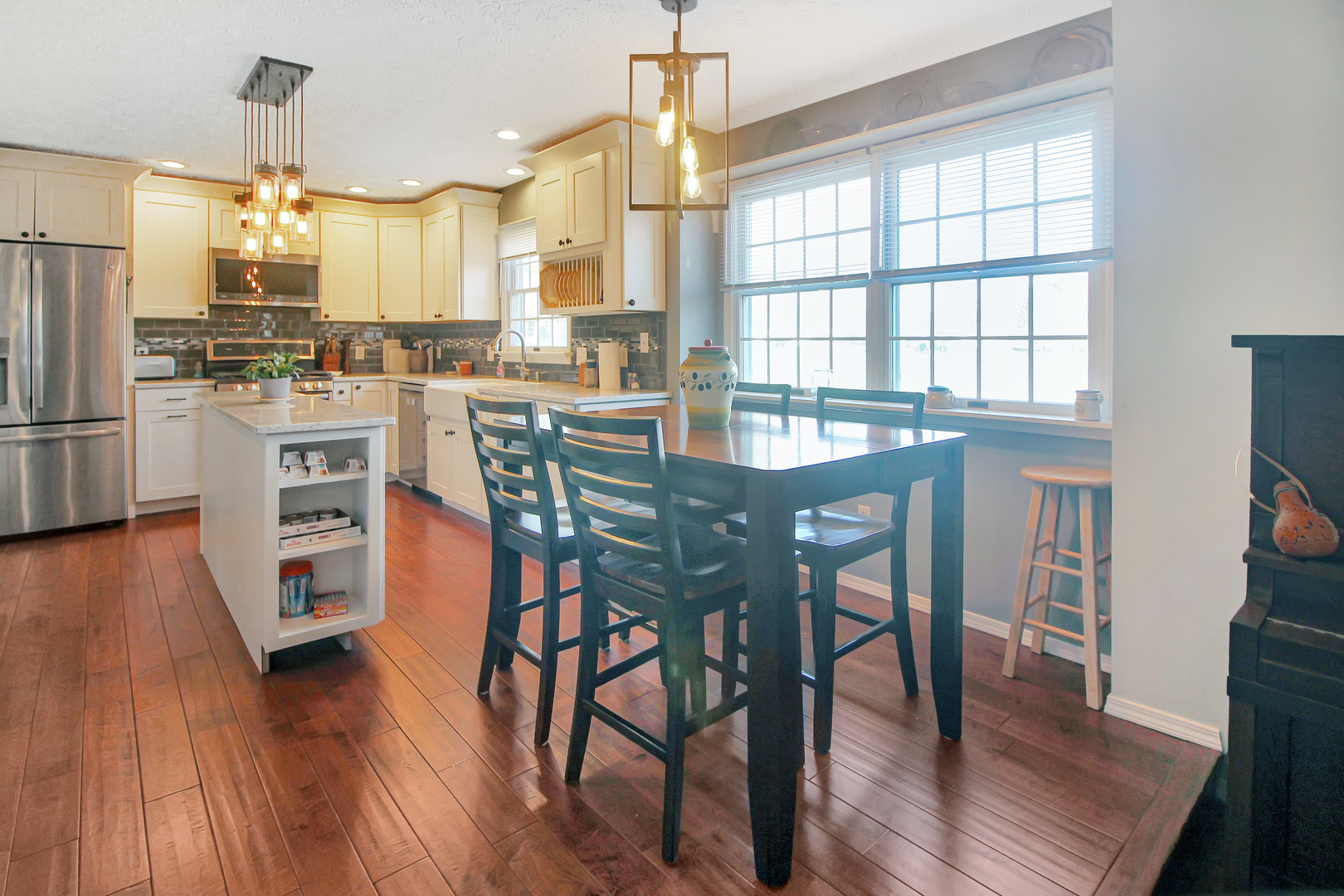 610 Old Farm Road Bloomington, IL 61704 - Photo 9 of 44