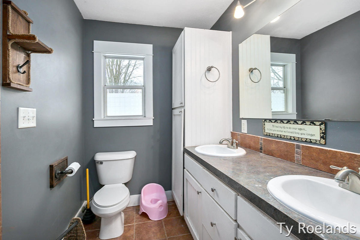 13465 Ellis Road Conklin, MI 49403 - Photo 14 of 27 IMG_1017