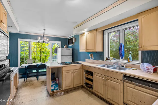 $1,800,000 | 47 Bronk Road, Coeymans, NY 12158